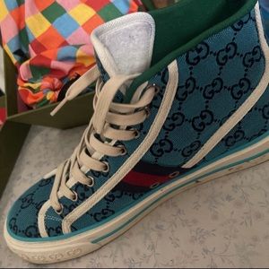 Gucci shoes